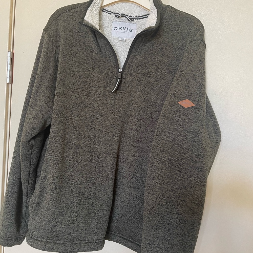 ORVIS XL dark olive green pull over with fully lined Sherpa.